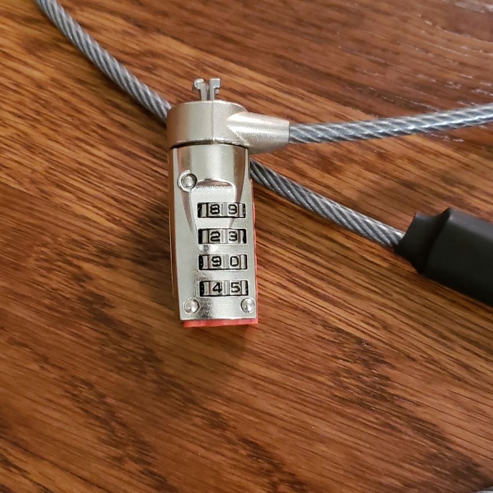 Computer laptop lock - Picture 2 of 2